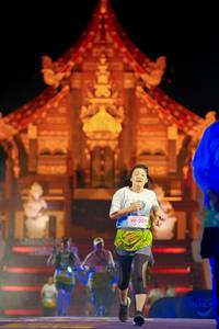 BIB: 205
                            <button type="button" onclick="openModal(22475067)" class="btn btn-primary btn-sm float-right btn-popup" data-toggle="modal" data-target=".modal-high-quality">
                        <i class="fas fa-shopping-cart"></i> Add to Cart
                    </button>
                                            <button type="button" onclick="isThisMe(22475067, true)" class="btn btn-success btn-sm float-right btn-popup btn-isme hidden" data-toggle="tooltip" data-placement="bottom" title="นี่คือรูปของคุณใช่ไหม คลิกที่นี่เพื่อเอาเข้าอัลบั้ม">
                        <i class="fas fa-plus"></i> Add to album
                    </button>
                    <button type="button" onclick="isThisMe(22475067, false)" class="btn btn-warning btn-sm float-right btn-popup btn-isnotme hidden">
                        <i class="fas fa-ban"></i> Remove from album
                    </button>